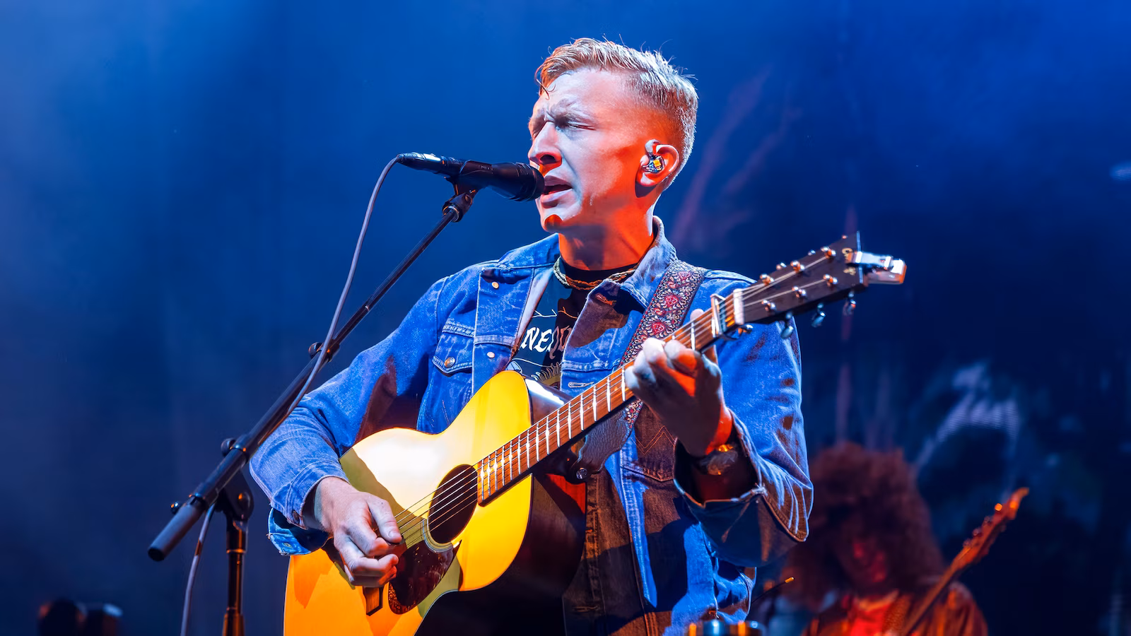 Tyler Childers in concert